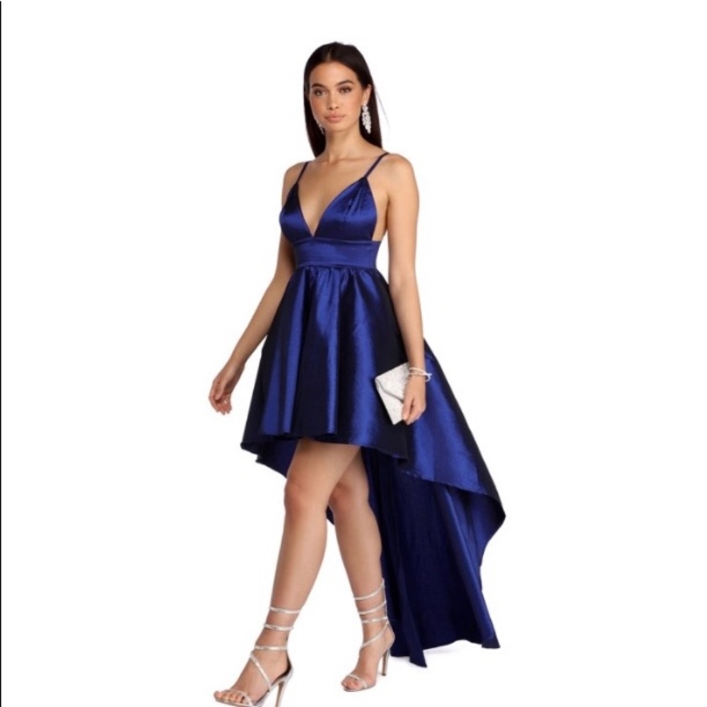 CLASSIC FORMAL DRESS